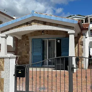 La Perla Del Mare 2 Bed & Breakfast La Caletta